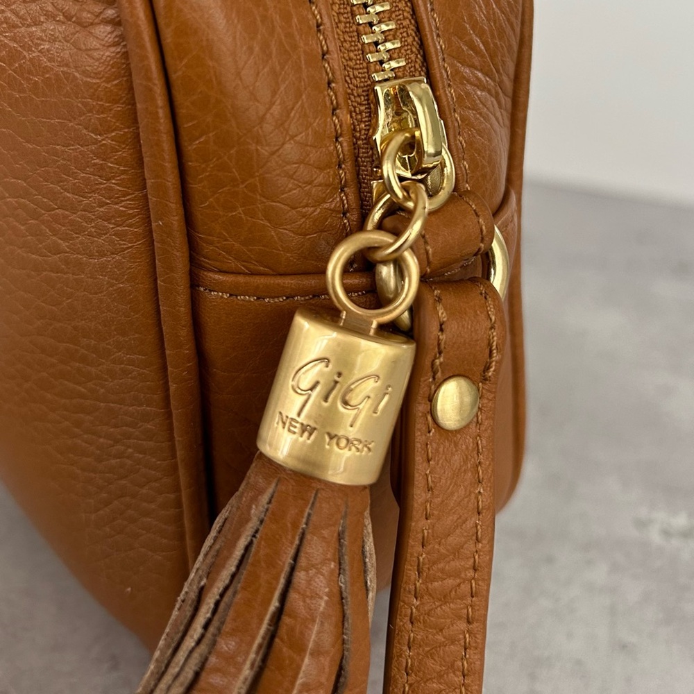 GiGi New York Madison Pebbled Leather Crossbody in Tan, NEW - Picture 5 of 15